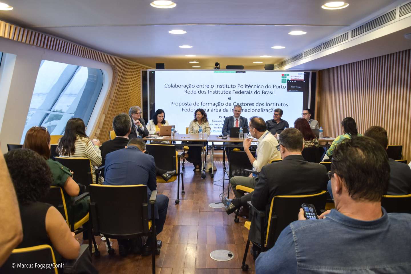 Internacionalização para gestores e Observatório de Egressos movimentam Conif