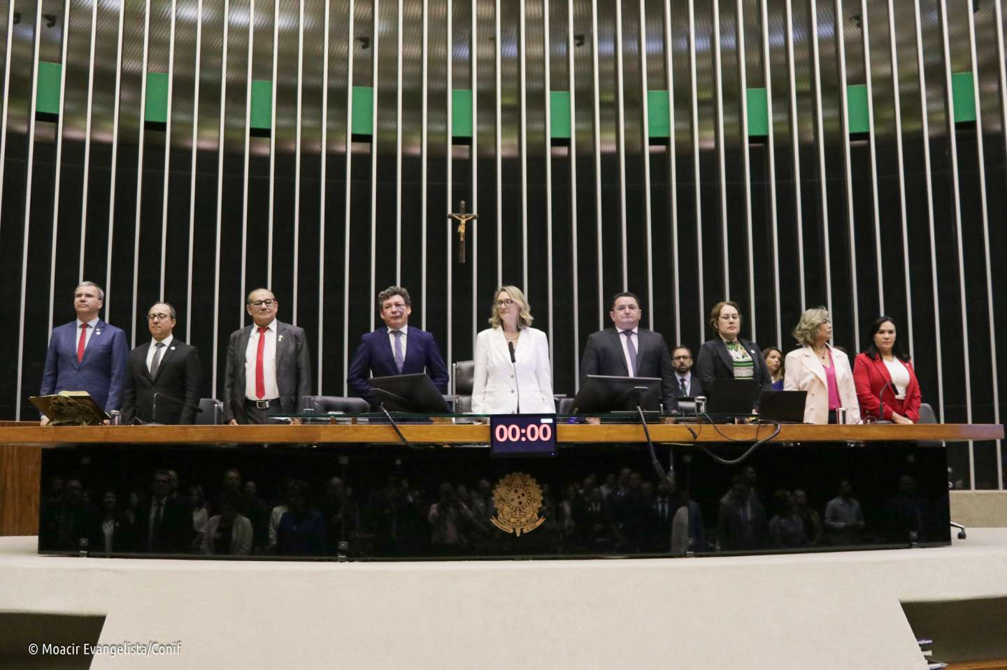 Câmara dos Deputados realiza sessão solene em comemoração aos 15 anos dos IFs