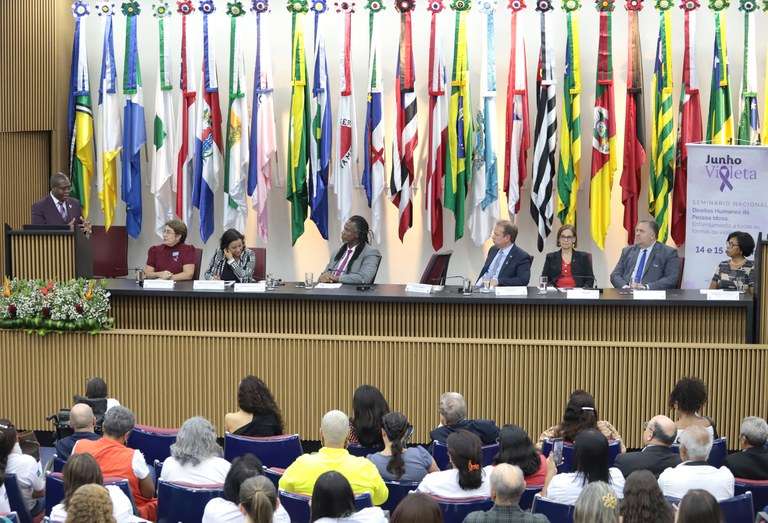 Conif e o MDHC firmaram um acordo voltado para os direitos humanos da pessoa idosa
