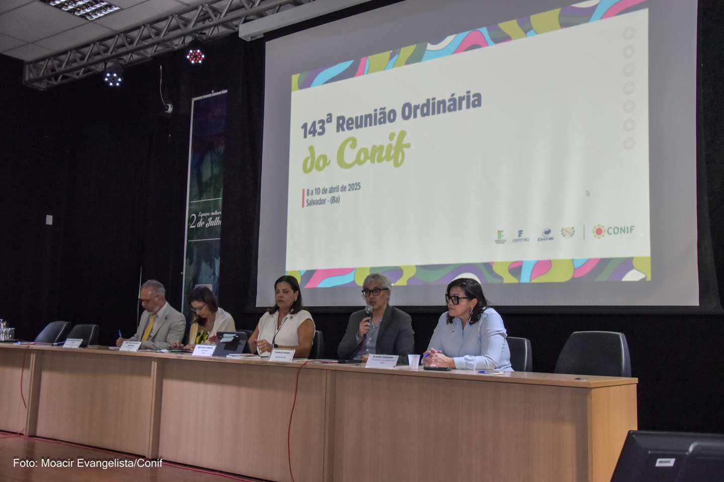 Orçamento e desenvolvimento são pauta do segundo dia de atividades da reunião do Conif em Salvador